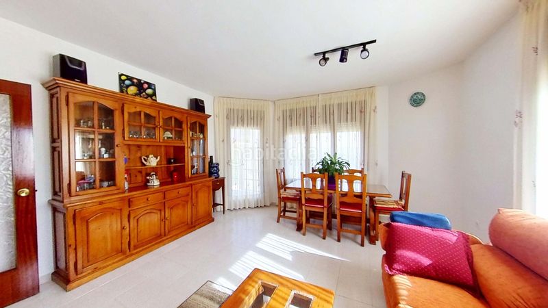 Foto 5400b30c-ef93-4b20-ad13-aa8110798485. Casa aparellada a Els Masos - Els Garrofers Coma-ruga