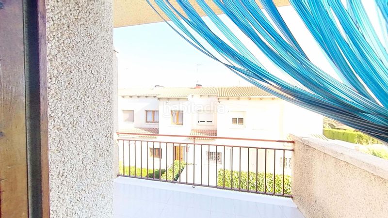 Foto 55f9fcaa-842e-41b6-bdba-bab02668496a. Casa aparellada a Els Masos - Els Garrofers Coma-ruga