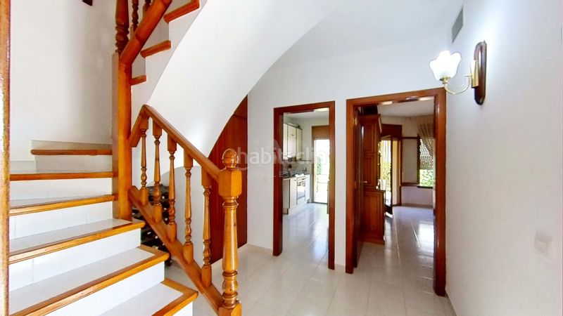Foto bf0eb5f6-64b3-4f7c-85f4-60a9b5727695. Casa aparellada a Els Masos - Els Garrofers Coma-ruga