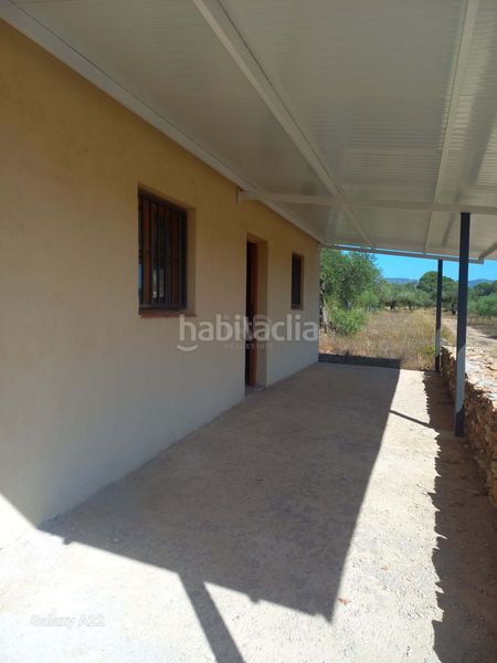 Foto caee8596-5b6f-4756-925e-df38a0f68703. Finca rústica en Ginestar