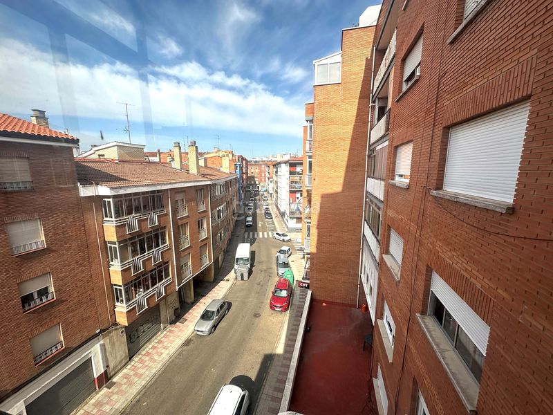 Foto 7f62ce35-2bbd-41b5-94ca-3bd9f547964a. Piso en San Mamés - La Palomera León