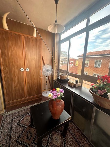 Foto ba78f48a-993d-48b3-bb02-e422b2add5c9. Piso en San Mamés - La Palomera León
