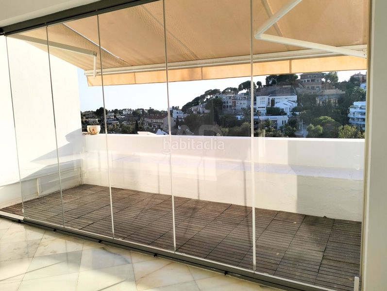 Foto e09ba0bf-b52e-47ff-9fe0-466d23b0cb2d. Pis amb calefacció piscina a Pedregalejo - Morlaco Málaga