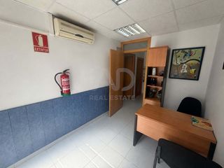 Local Comercial a Les Planes