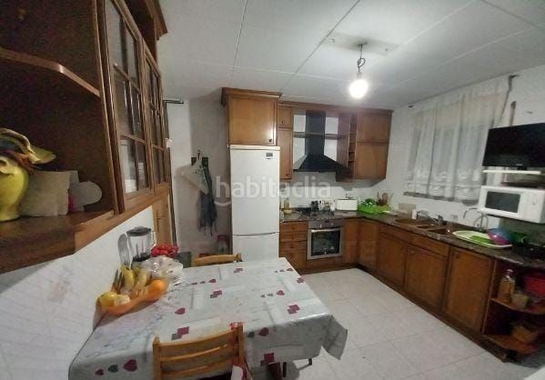 Foto 58973ea4-2624-478e-9378-03bbe41c9e87. Casa amb calefacció aparcament a Les Martines Terrassa