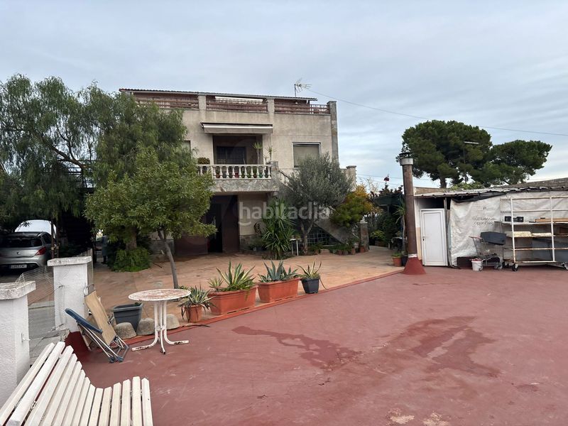Foto 7ab4e020-ecdf-40ec-af7d-b480e166cc35. Casa amb calefacció aparcament a Les Martines Terrassa