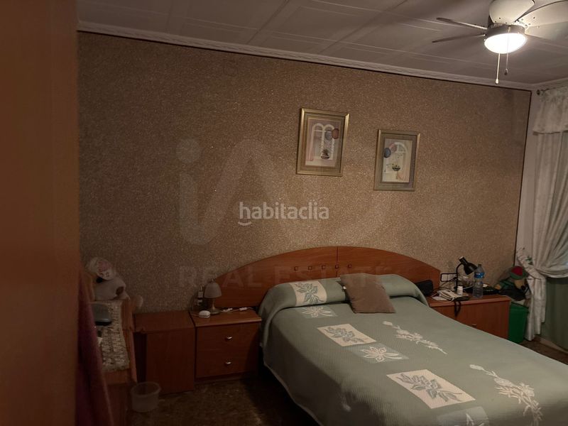 Foto f2d4347a-9a60-4e99-bd1e-036e6969333b. Casa amb calefacció aparcament a Les Martines Terrassa