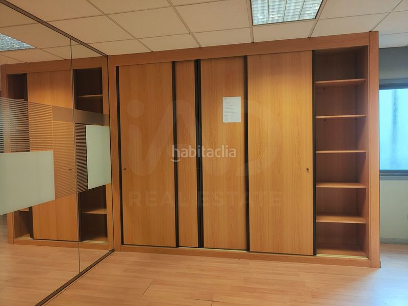 Foto 92aa474d-6694-40fe-9871-4c518aedd1b7. Local comercial a Centro - Areal Vigo