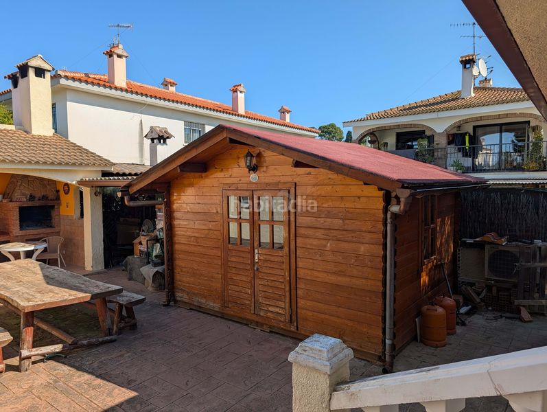 Foto f906a01b-a28e-4f65-af75-277e5be122e0. Casa amb calefacció aparcament piscina a Cunit residencial Cunit