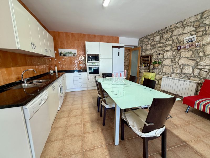 Foto 6ad49950-91c7-4aef-8edb-7da62101e173. Casa en Llardecans