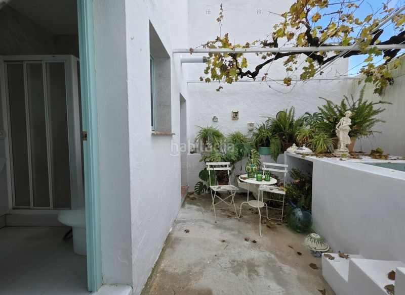 Foto c18ec3c8-35fe-4dd2-9a88-e95819ad155f. Casa amb piscina a Archidona