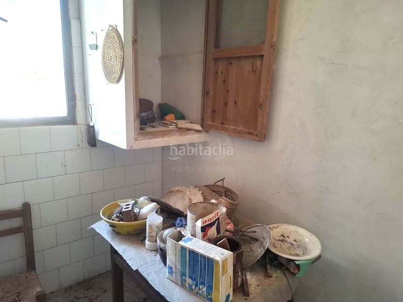 Foto f4c3ba46-9eef-4a83-b5bd-199e980546a5. Masia a Tormos
