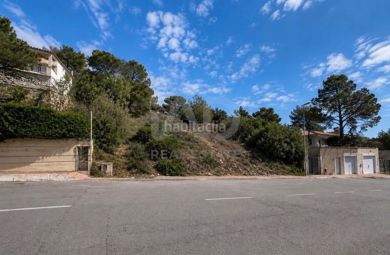 Foto e6f639ae-ab19-4e1d-b370-082e6dc523bc. Terreny residencial a Almoster