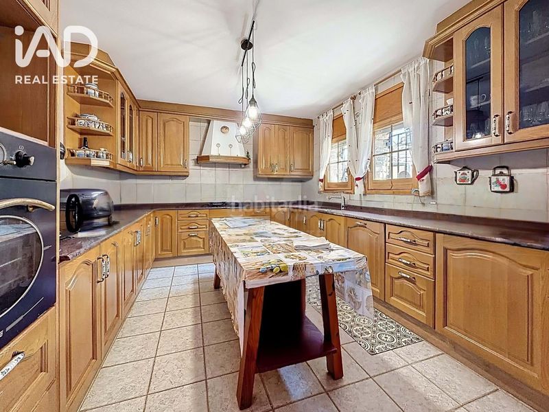 Foto 9d0d5b1d-74d6-4b46-b765-49ee2ee67c6f. Casa amb calefacció aparcament a Roda de Barà
