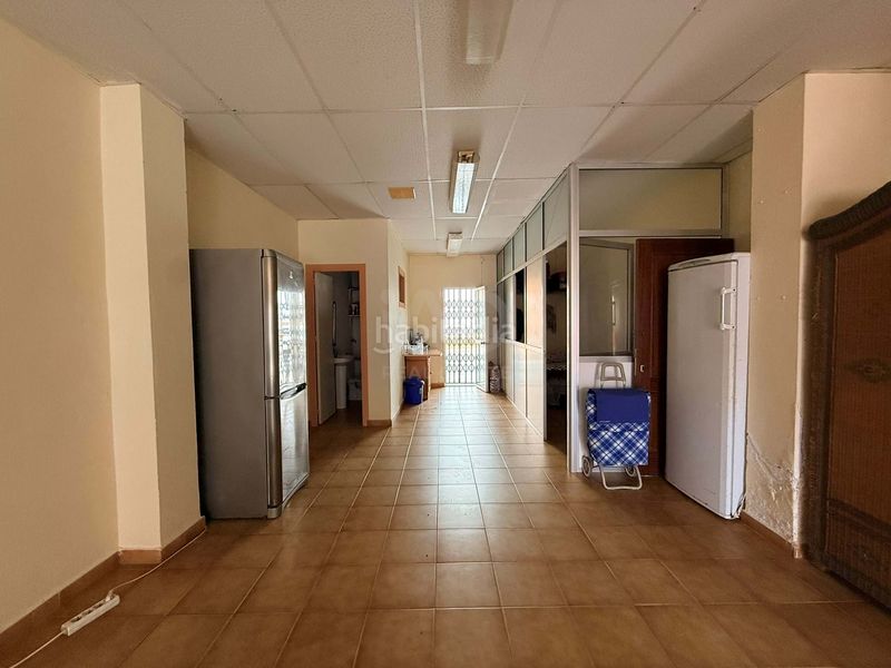 Foto c07ab72a-57b2-4594-90d6-583d9186c7e4. Local comercial a Lepe
