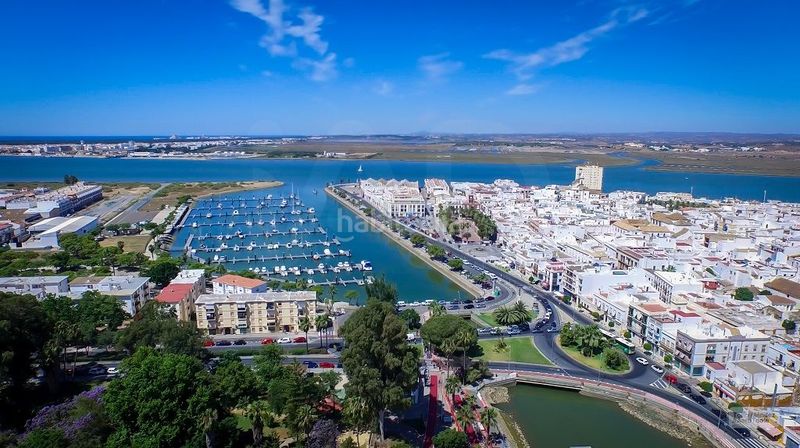 Foto 7bac81d1-0675-4b9f-a93c-572aff1b98ea. Casa a Ayamonte ciudad Ayamonte