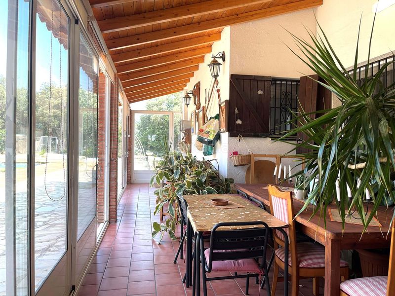 Foto abb1fda5-dc95-4823-af78-35d31fe6a828. Casa amb calefacció piscina a Sant Llorenç Terrassa
