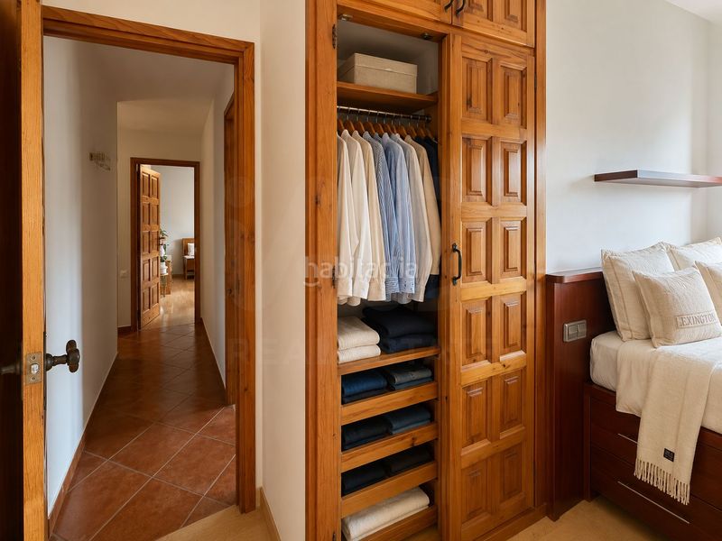 Foto b669529f-5c1b-4221-8482-52d4739bf653. Casa amb calefacció piscina a Sant Llorenç Terrassa