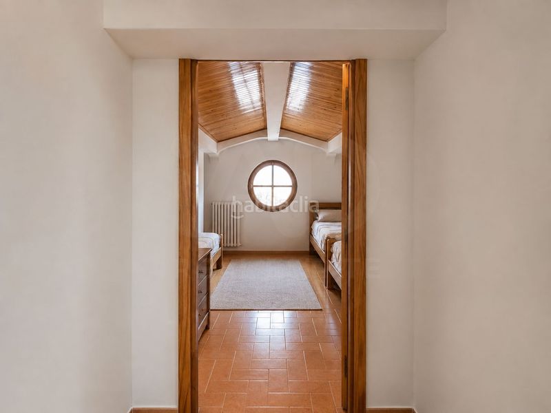 Foto e57429d2-5c24-41b7-9955-292e33d308b0. Casa amb calefacció piscina a Sant Llorenç Terrassa