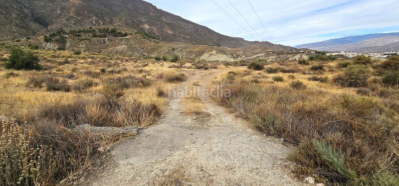 Foto fbfb11d1-a226-4e76-a54f-05317eaaefd2. Finca rústica a carretera a-348 a Bentarique