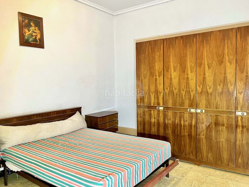 Foto 5a2f2fd2-f6d8-4327-8d18-3361c69cb8c6. Casa aparellada amb calefacció aparcament a Benlloc