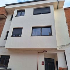 Edificio en Pueblo