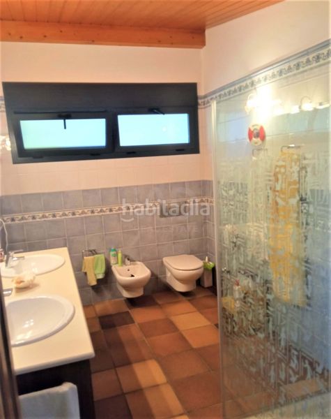 Foto 5c4f84cc-a832-4934-90e6-8561b1026828. Casa amb calefacció aparcament piscina a Móra d´Ebre