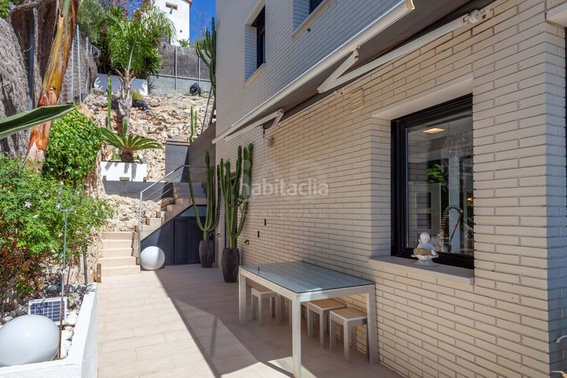 Foto b1e5312a-cbf2-4810-b3ae-82e756fafe89. Casa amb calefacció aparcament piscina a Levantina - Montgavina - Quintmar Sitges