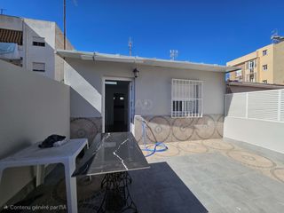 Casa aparellada a Casco Antiguo