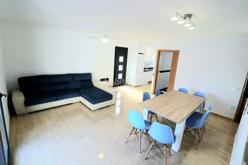 Foto 46ec1e87-1569-4626-8664-49099a10d634. Edificio en Pino Alto Miami Platja