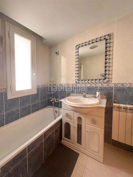 Foto e2e8964c-f571-4ad7-b566-a6b7010aed00. Casa amb calefacció aparcament a casc antic - nou Cambrils Cambrils