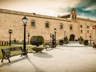Edificio en Torrijos