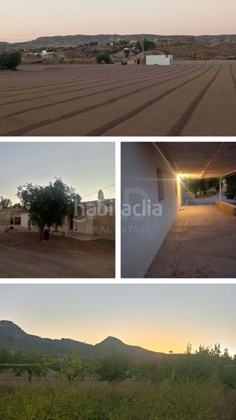 Foto f3fe9778-b96b-4b08-b847-ba3579217230. Masia amb aparcament a Pozo Higuera Lorca