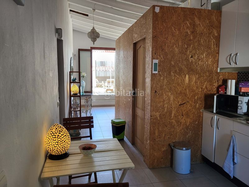 Foto 50cec0b2-6fe0-47ad-a771-affb4a4280e8. Àtic amb calefacció a Dalt Vila-La Marina Ibiza