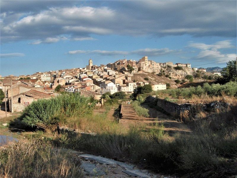 Foto e78398aa-3925-4a98-b934-763e9f66ffd7. Casa en carrer de tortosa 20 en Pinell de Brai (El)