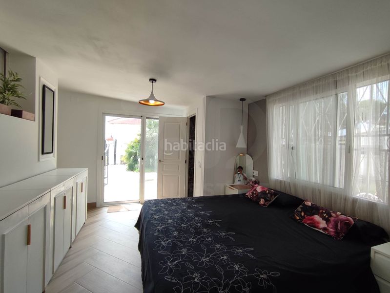 Foto 0b8a9047-d73d-4268-98ff-4416f50cc153. Casa amb calefacció aparcament piscina a Cunit residencial Cunit