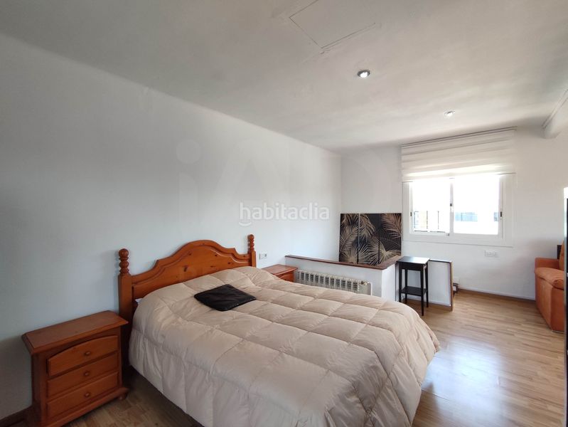 Foto ab93876f-8430-4bf1-8089-e0d3127bfa39. Casa amb calefacció aparcament piscina a Cunit residencial Cunit