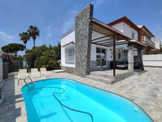 Haus in Cunit Residencial
