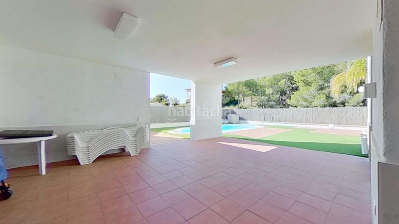 Foto 880bf82a-803c-4694-951d-e9330a737515. Casa amb aparcament piscina a Roda de Barà