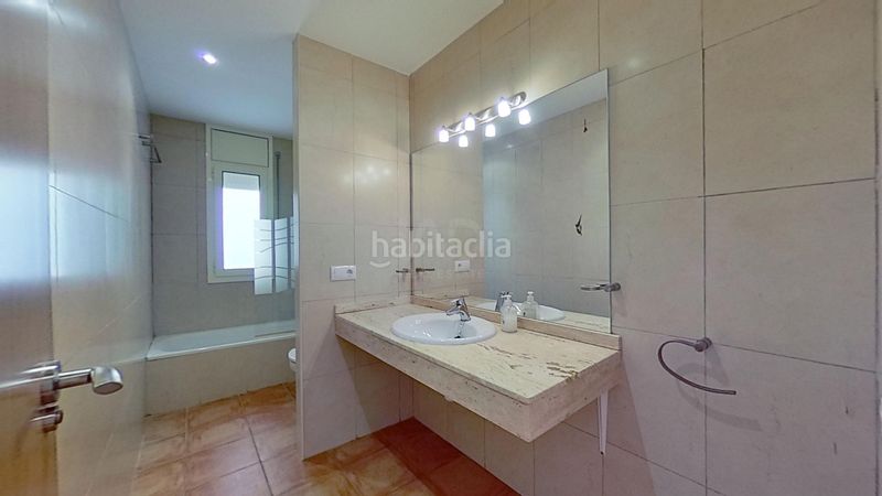 Foto b2e86a3f-5cf0-44df-be47-cfb905d552e2. Casa amb aparcament piscina a Roda de Barà