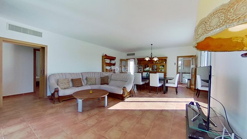 Foto d5ed49df-a5ac-41f6-9dc2-d105d762819f. Casa amb aparcament piscina a Roda de Barà