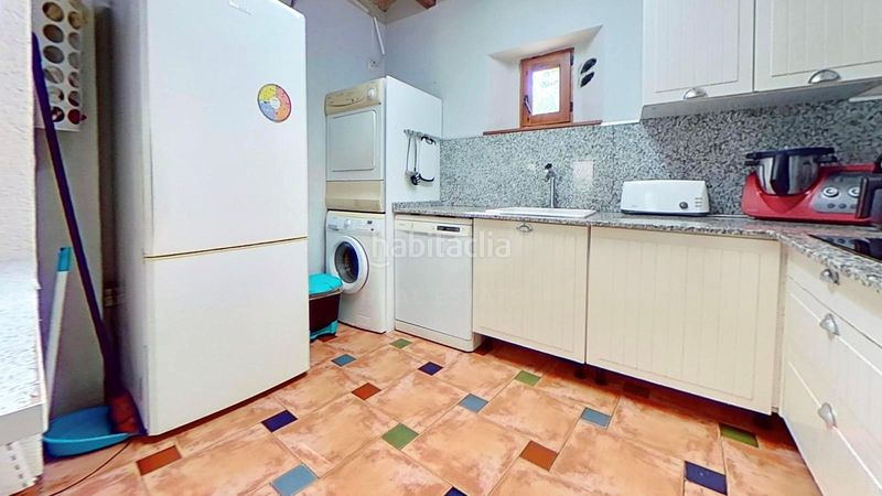 Foto 0d14222f-640f-4e9b-a088-7610691a6532. Casa aparellada a Perafort