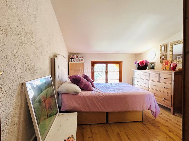 Foto f5fc31b3-fa07-473c-9a99-a5625387c6ca. Casa aparellada a Perafort