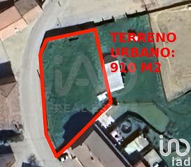 Terreno residenziale in Villaturiel
