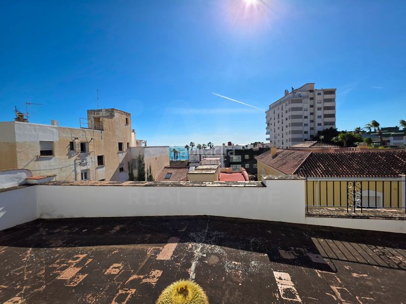 Foto a7d8184c-5f61-4bdb-b271-bd591bf9ec8d. Casa amb calefacció aparcament a Limonar Málaga