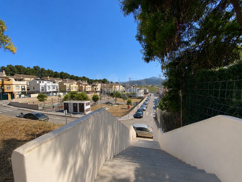 Foto c7cb40c2-35e8-4692-a2fd-e8b7cc9e9ff0. Casa a Sexmo Cártama