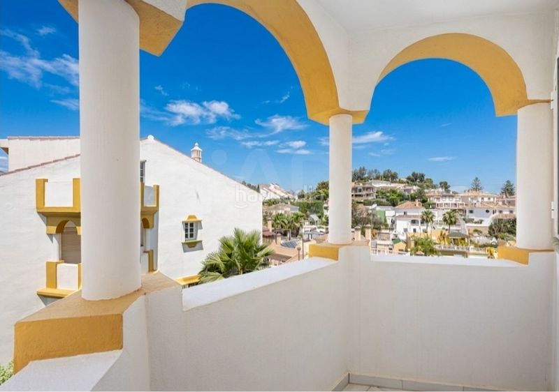 Foto bb99384d-91e5-41b5-b974-dd63d5229a26. Casa amb calefacció aparcament piscina a La Malagueta - Monte Sancha Málaga