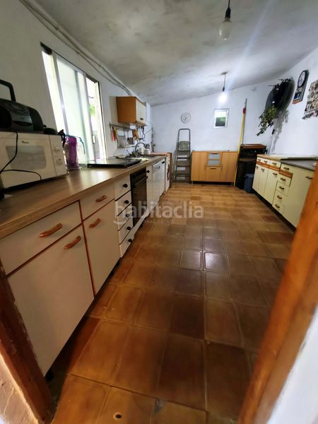 Foto 2fd668cf-04e7-43c8-abeb-f997f4424d4e. Casa amb calefacció a Oteruelo León