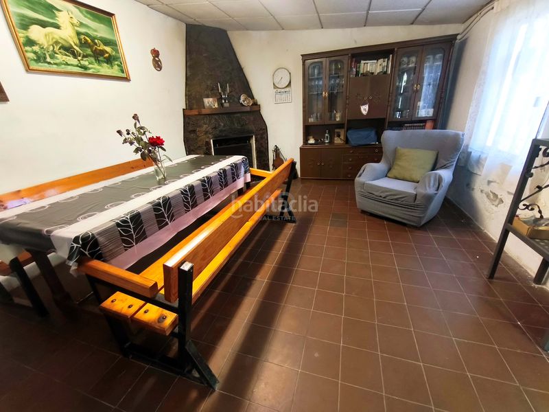 Foto 5a386afd-0ada-4c32-b814-2ec94d73e9a7. Casa amb calefacció a Oteruelo León