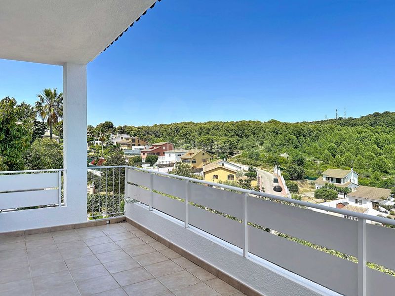 Foto c9bd16d8-5ee7-4f35-b36e-a4f68bec2c35. Casa en Els Masos - Els Garrofers Coma-ruga